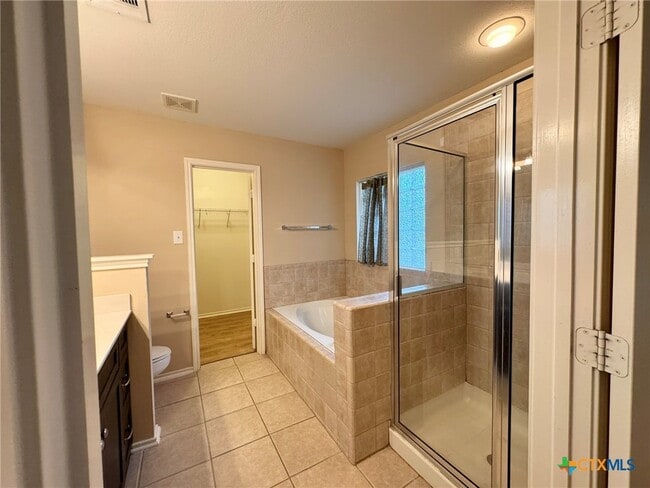 Building Photo - 7707 Wexford Hollow