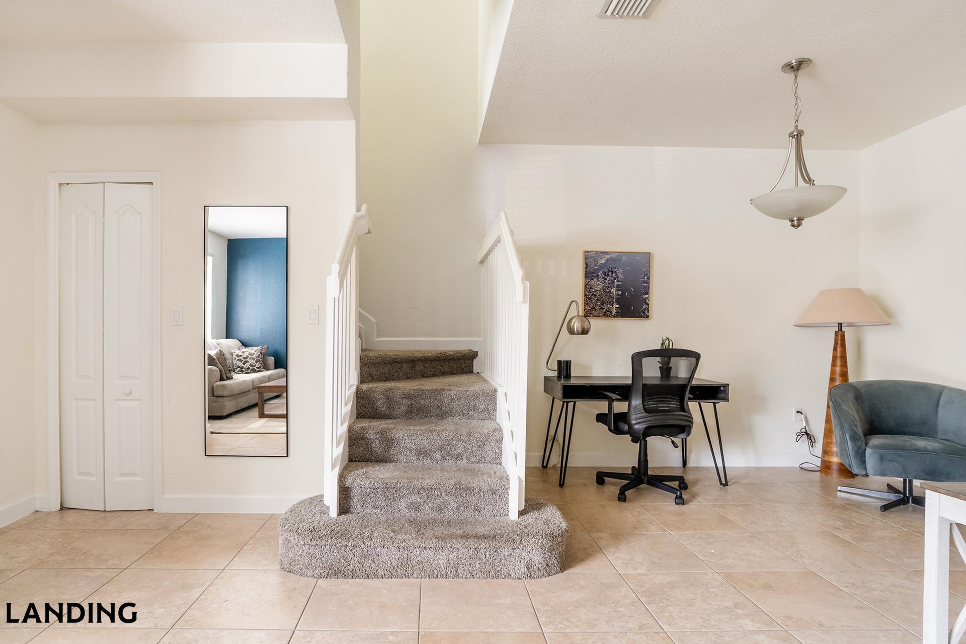 Building Photo - 1140 SE 24th Rd