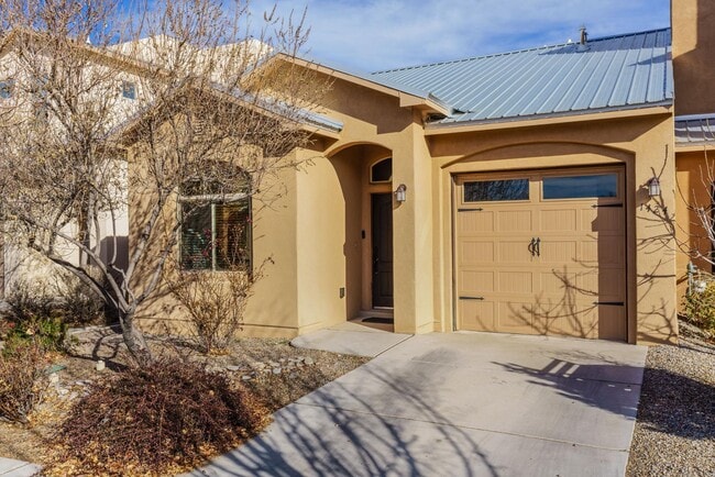 Primary Photo - 1452 Lumberton Dr NW