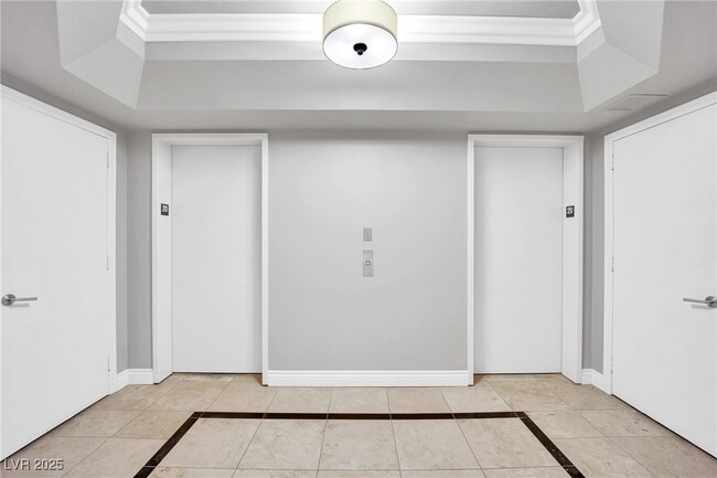 Building Photo - 2777 Paradise Rd