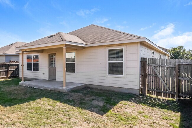 Building Photo - 6535 Davenport Bay