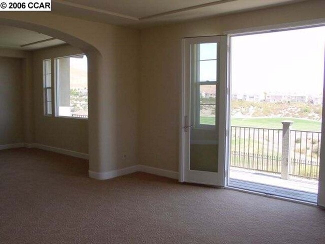 Building Photo - The gorgeous property in the Bridges commu...
