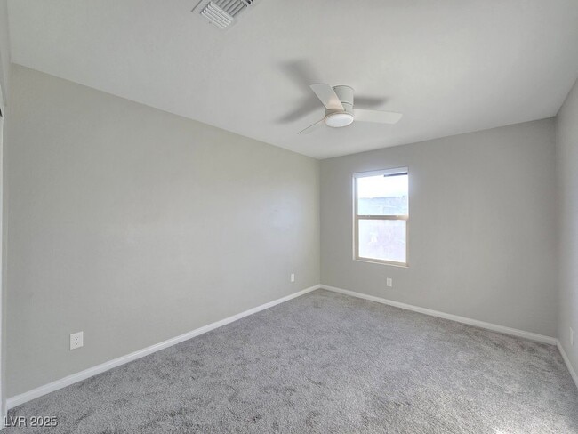 Building Photo - 4160 Elegant Chateau St