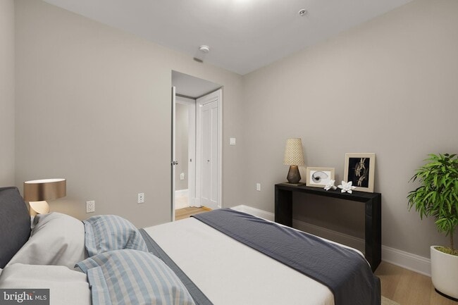 Building Photo - 1135 6th St NW