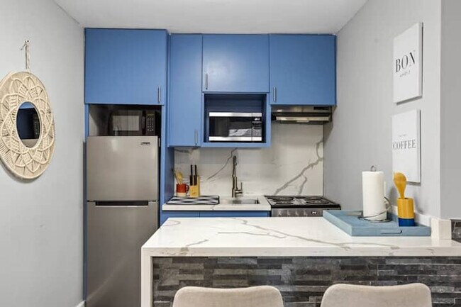 Building Photo - 2620 Arbor St