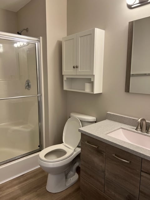 Building Photo - 406 S Church St