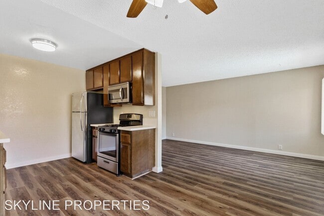 Building Photo - 17818 Woodruff Ave