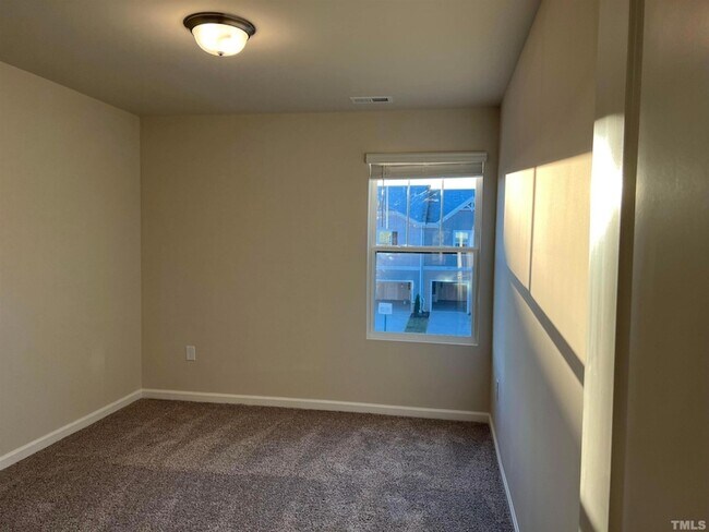 Building Photo - 926 Clearhaven Ln