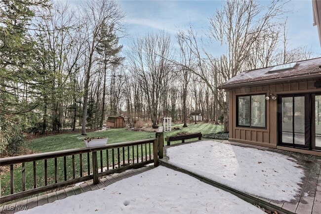 Building Photo - 6235 Sunnywood Dr