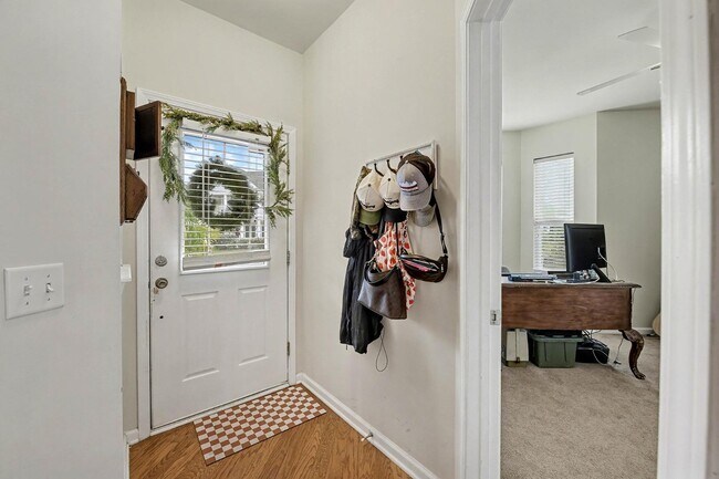 Building Photo - 230 Cameron St