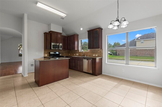 Building Photo - 3608 Mahogany Trail