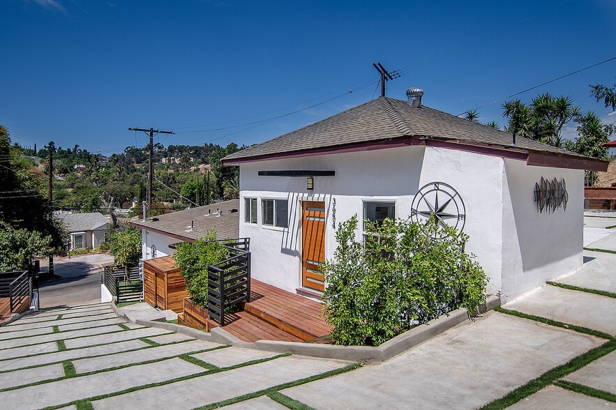 Building Photo - 3654 Harriman Ave