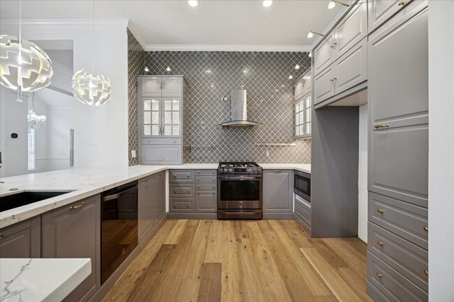 Building Photo - 1523 Orchard Park Dr