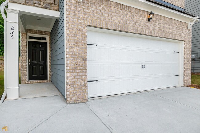 Building Photo - 836 Bentley Dr
