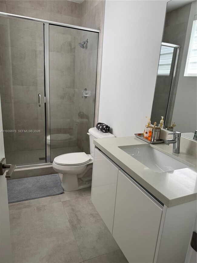 Building Photo - 7547 NW 98th Ave