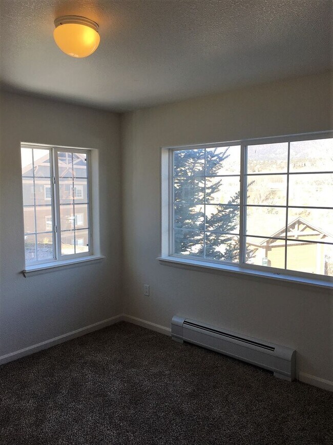 Building Photo - Apartment at River Park Condos