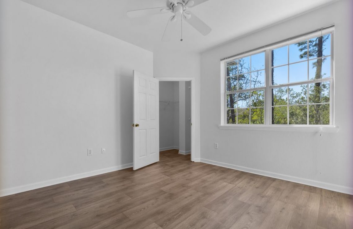 Building Photo - 405 S Villa San Marco Dr