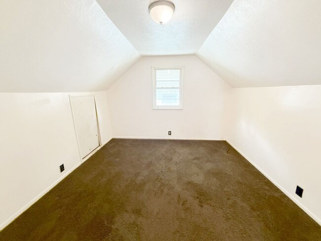 Building Photo - 4212 Wetzel Ave