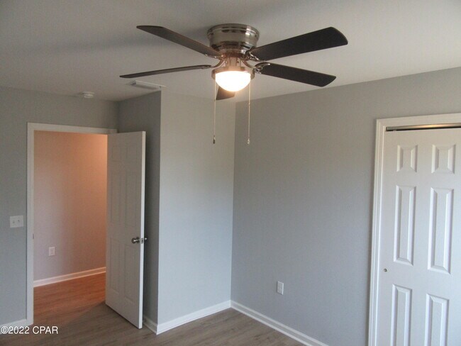 Building Photo - 1132 Mulberry Ave