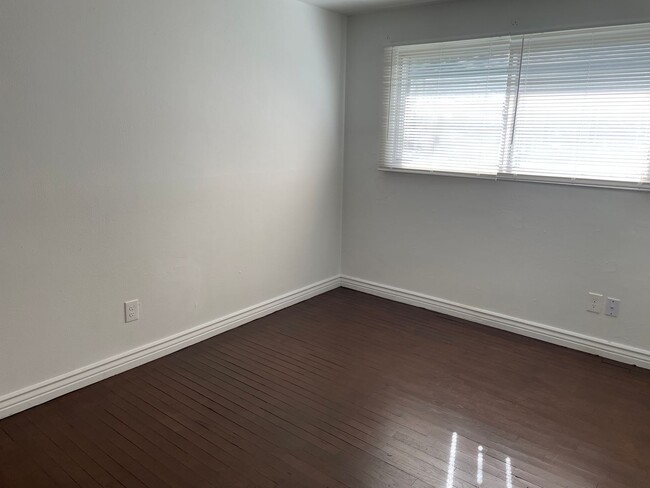 Building Photo - House for Rent!!