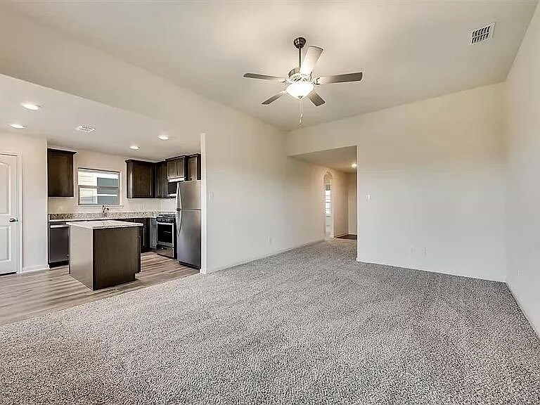 Building Photo - 13609 Musselshell Dr