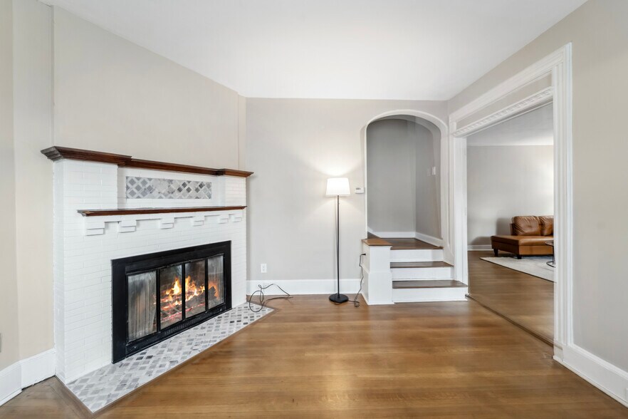 Building Photo - 95 Leroy St