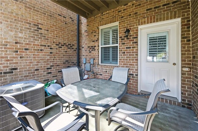 Building Photo - 2782 Avington Ln