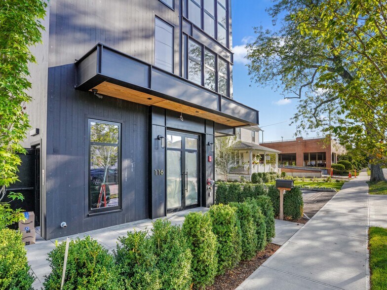 Building Photo - 116 Sherman St