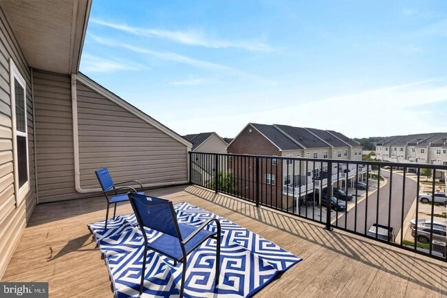Building Photo - 7564 Warburg Way