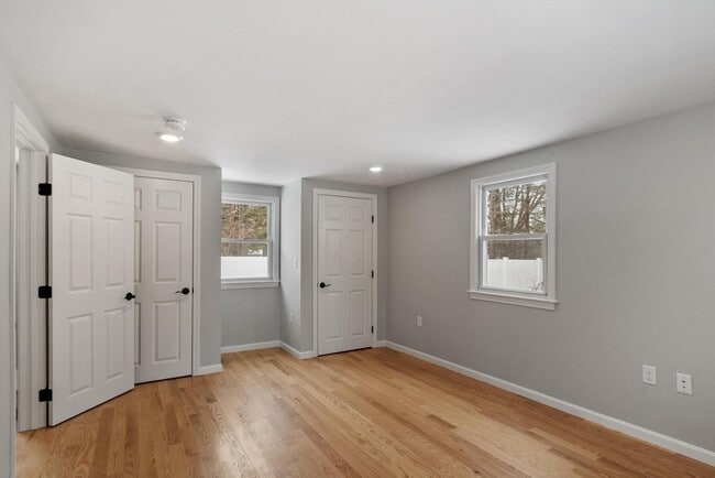 Building Photo - 31 Birch Rd