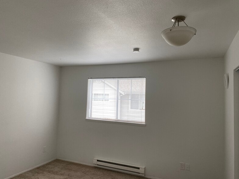 Building Photo - 5300 Harbour Pointe Blvd
