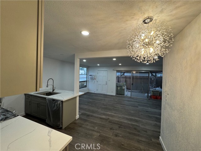 Building Photo - 754 N Shattuck Pl
