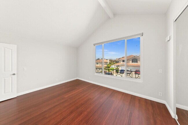 Building Photo - Stunning 4BR + Office/Den, 3BA View Home with 3-Car Garage!