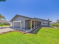 Building Photo - 4910 Cabrillo Point
