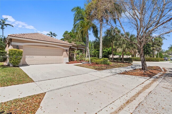 Building Photo - 1097 Allamanda Way