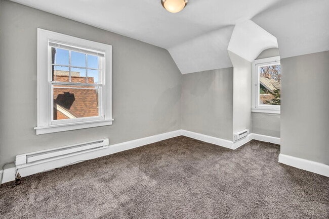 Building Photo - 1724 Preyer Ave