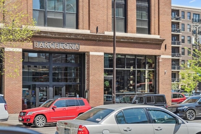 Building Photo - 675 N 1st St