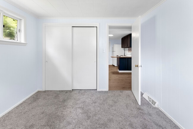 Building Photo - 77 Luka Rd