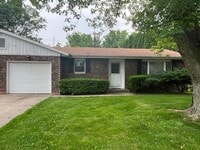 Building Photo - 2-Bedroom Single Family Duplex Available for Rent in Goshen's Colonial Farms Subdivision