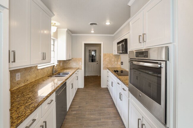 Building Photo - Remodeled Home in Puckett with Lease With ...