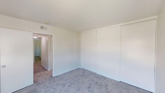 Building Photo - 2 bedroom Home In Irvine