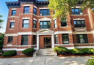 Building Photo - 1706 Commonwealth Ave