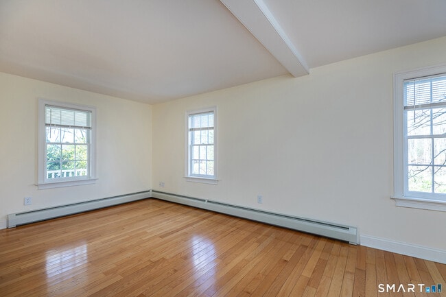 Building Photo - 62 Brush Hill Rd