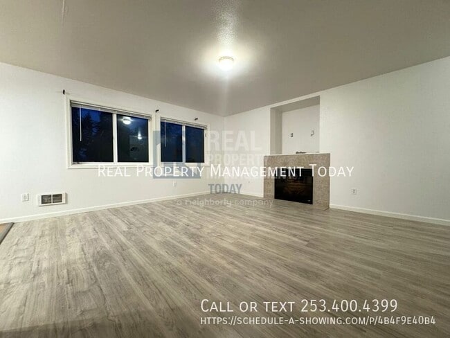 Building Photo - 425 175th St S