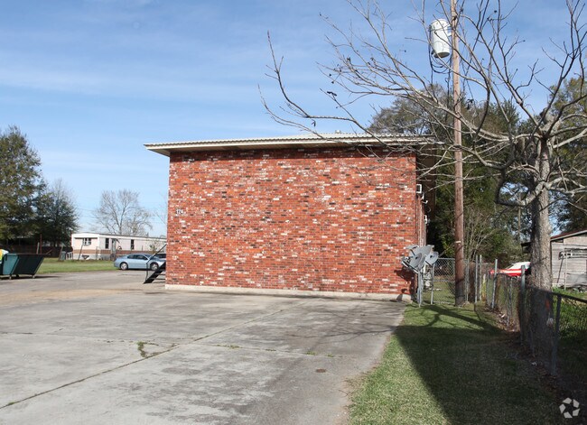 Building Photo - 124 Martin Luther King St