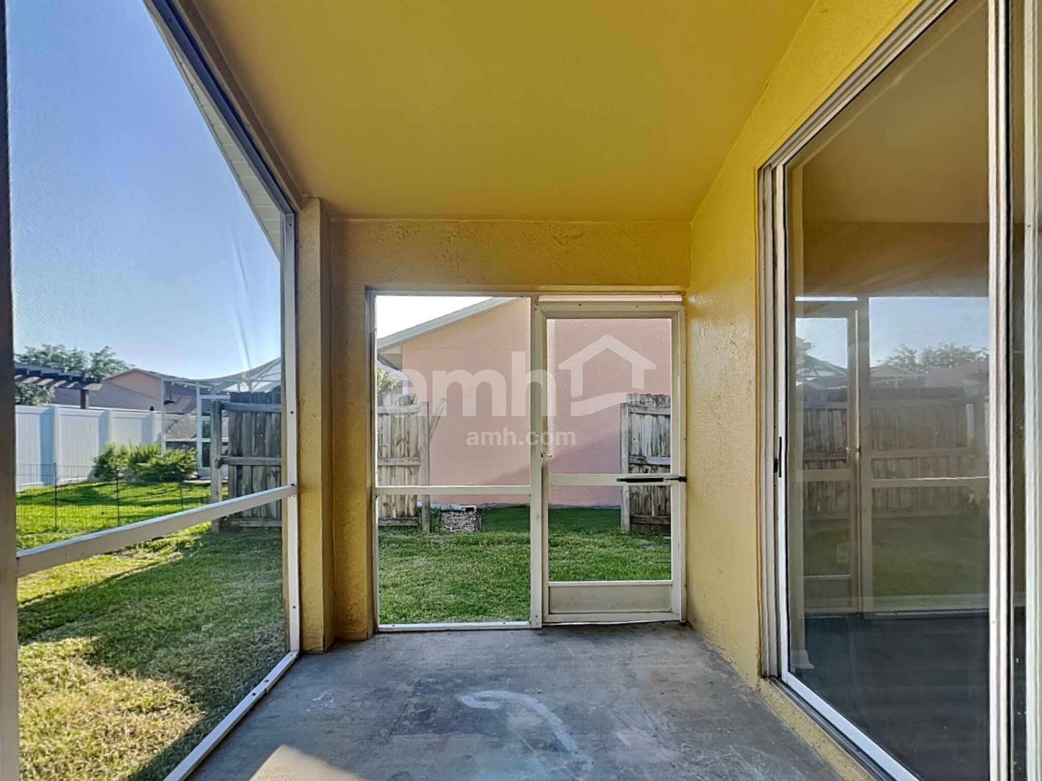 Building Photo - 32124 Cypress Valley Dr