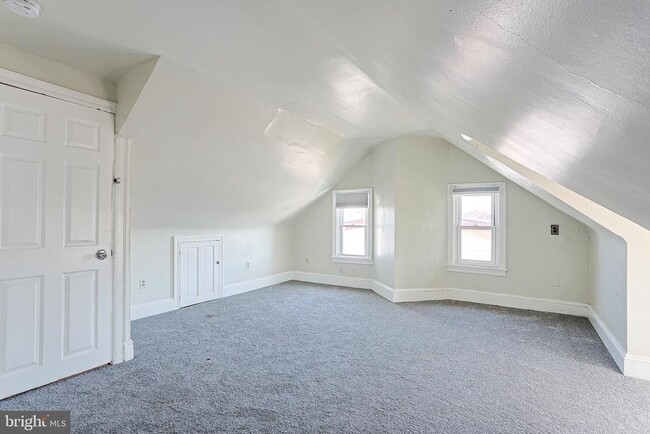 Building Photo - 349 S Springfield Rd