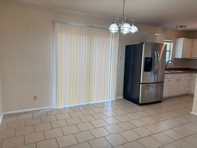 Building Photo - 1045 Vly Frg Dr