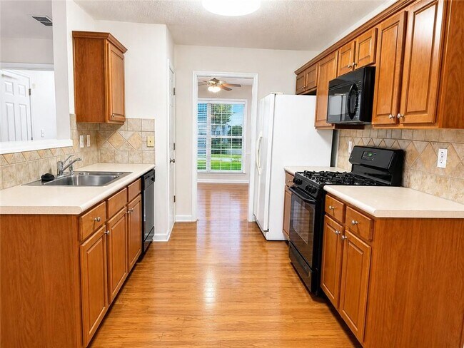 Building Photo - 8835 Grappe Trace