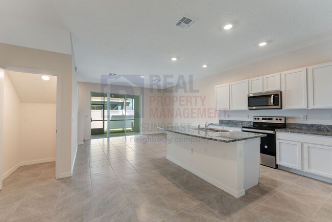 Building Photo - 2851 Banks Pointe Dr